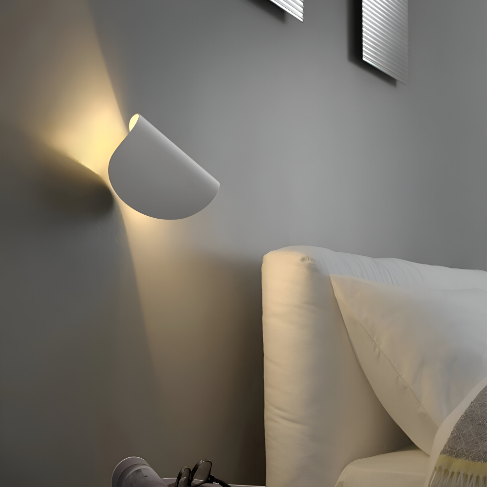 Justerbar Væglampe Med Drejeligt Design Og Varm LED-Belysning