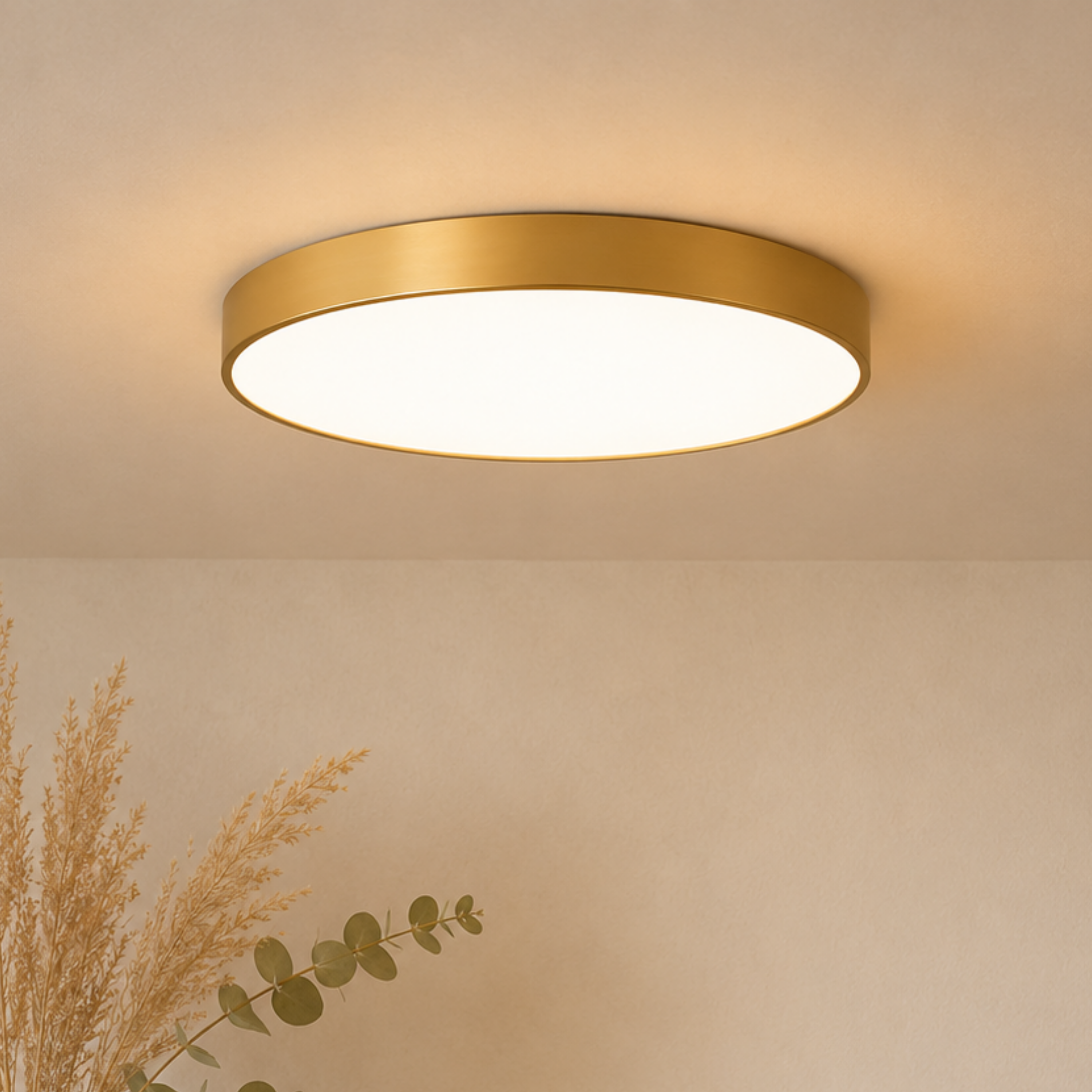 Moderne Rund LED Loftlampe med Klar Form og Stabil Konstruktion