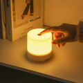 Natlampe Med LED Og Touchdæmpning I Kompakt Design