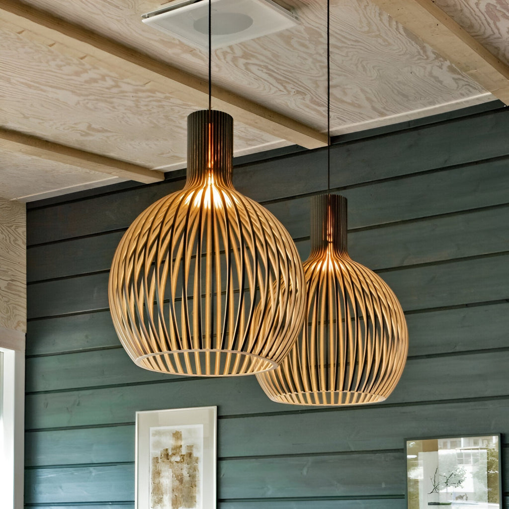 Træ Pendellampe Med Nordisk Design Og Stemningsfuld LED-Belysning