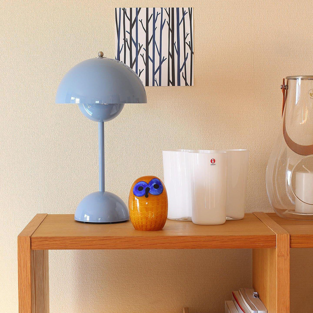LED Bordlampe med Minimalistisk Design og Beroligende Varmt Lys