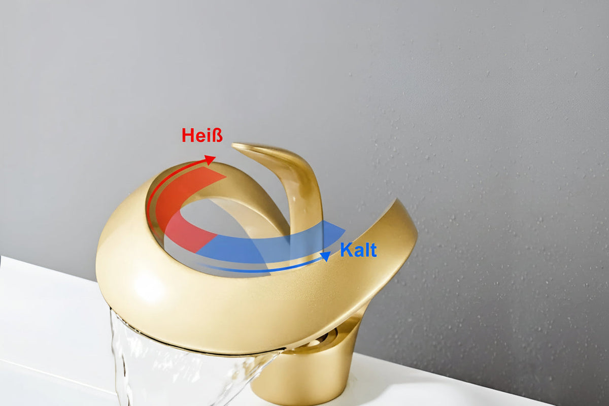 Vægmonteret Armatur I Messing Med Moderne Design Til Badeværelset