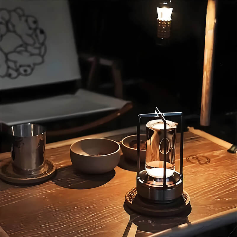Trådløs Bordlampe Med Blød Belysning Og Sprøjtbeskyttelse