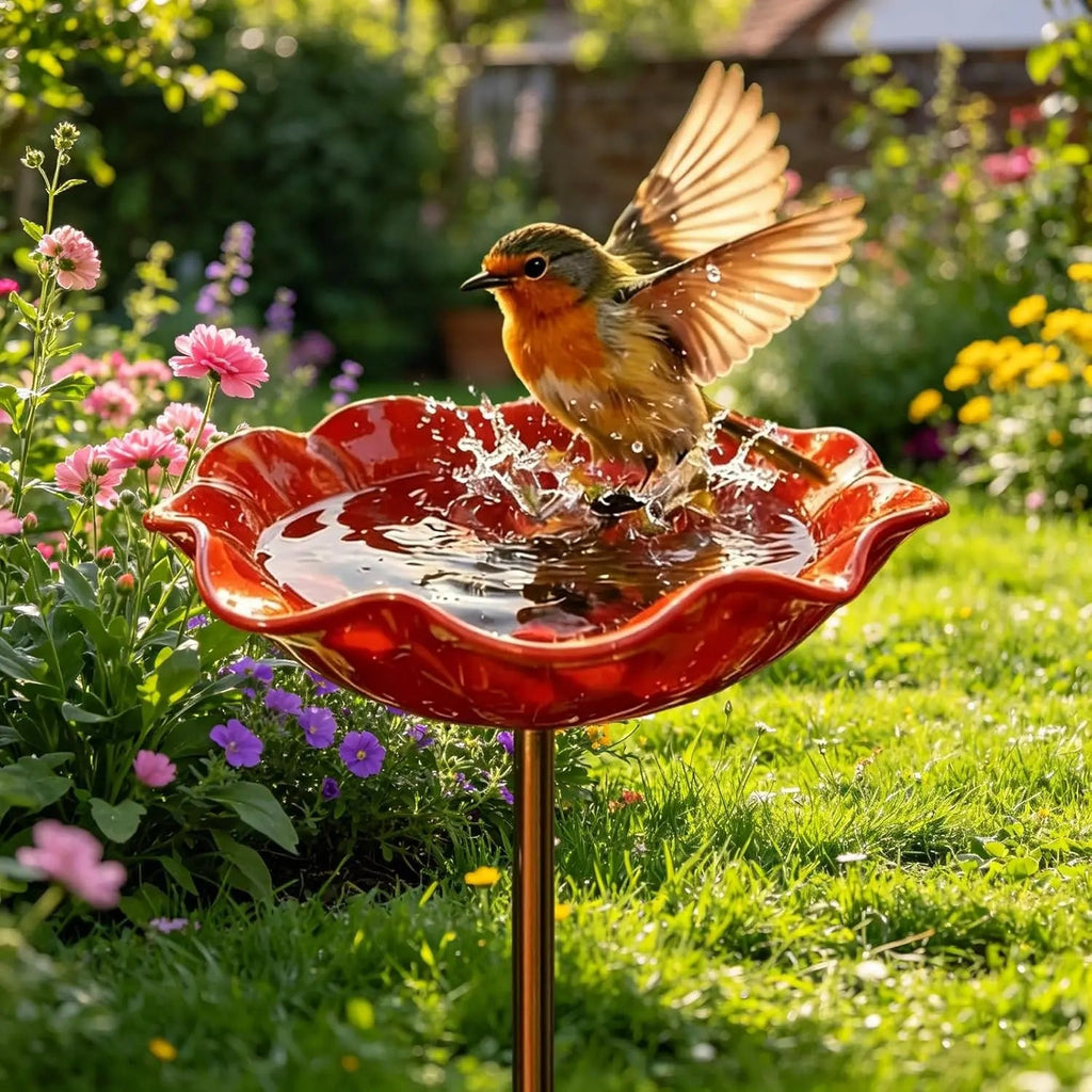 Blomsterfuglebad Med Håndformet Design, Udendørs Hygge Og Daglig Naturglæde