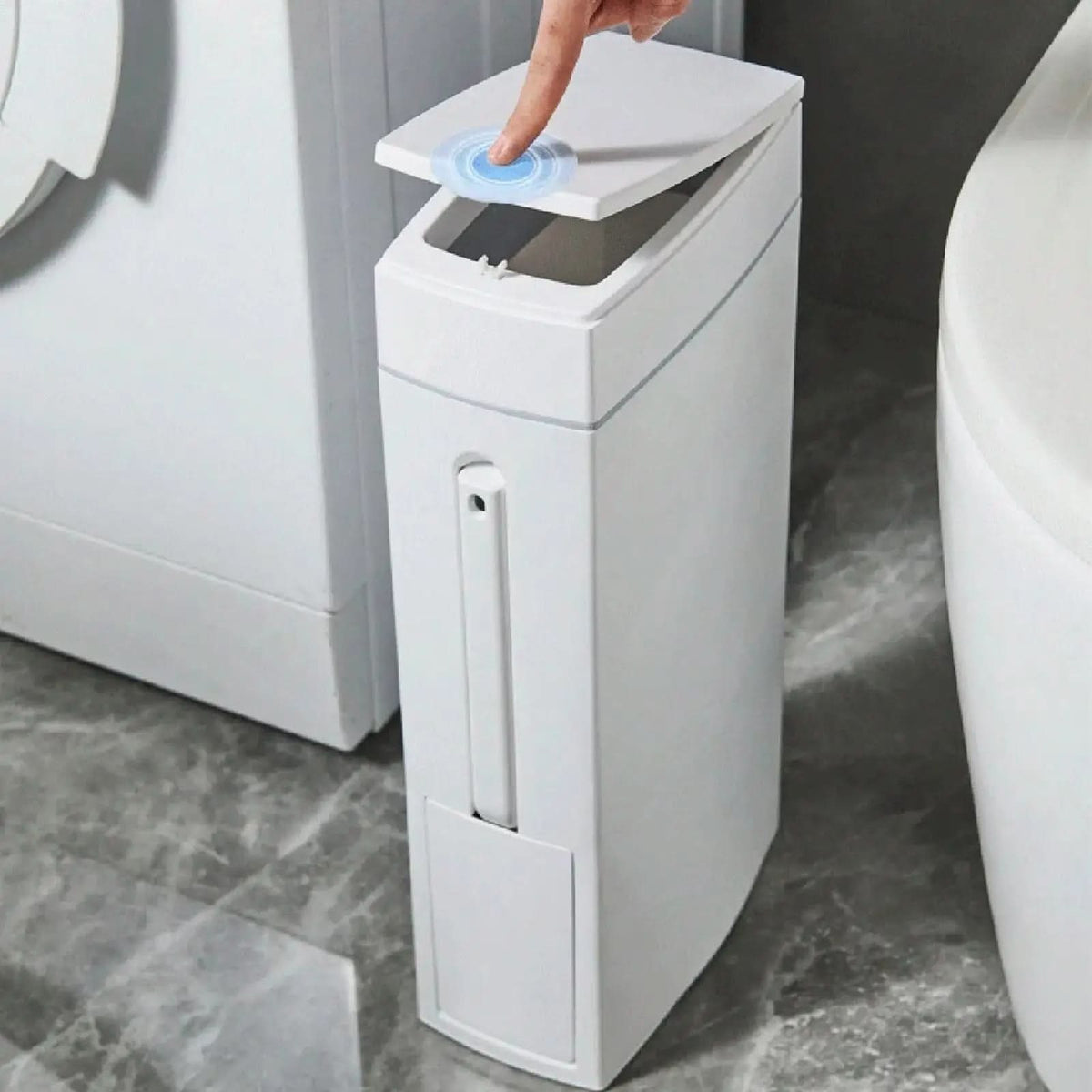 Slankt Badeværelsesaffaldsstativ med Integreret Toiletbørste og Pladsbesparende Konstruktion