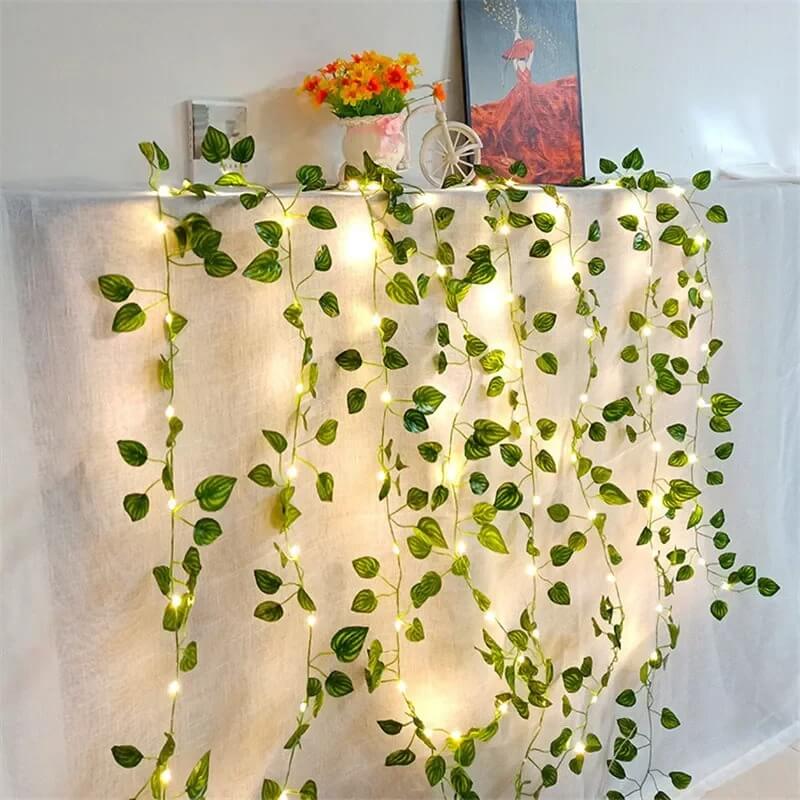 Dekorativ LED Vineslynge med Naturtro Blade og Varmt Lys