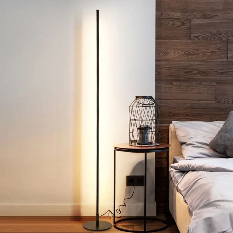 Elegant LED‑Stålampesøjle for Moderne, Blændfri Belysning i Hjemmet