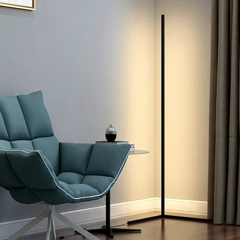 Slank LED‑Stålampe med Blød Lysglød og Fjernbetjent Dæmpning