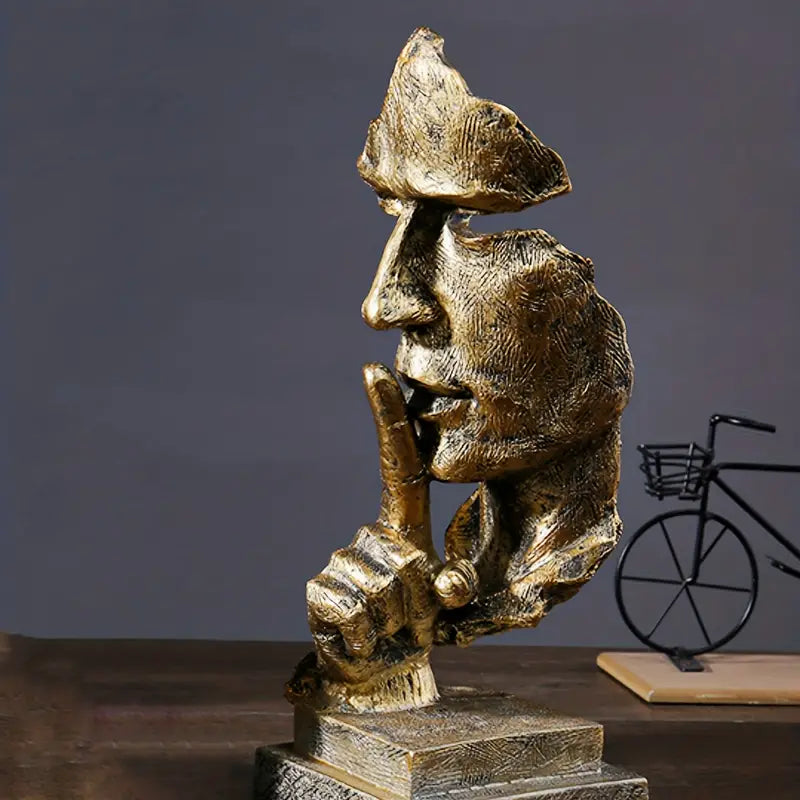 Abstrakt Skulptur Med Retro Udtryk Og Rolig Form