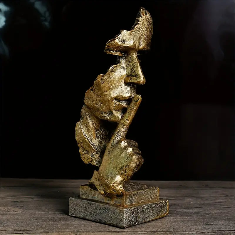 Abstrakt Skulptur Med Retro Udtryk Og Rolig Form