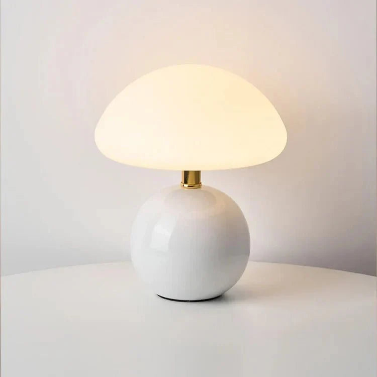 Keramisk Bauhaus Bordlampe med Blød Ambientelys