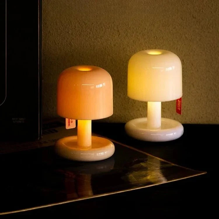 LED Tafellampe i Drejelig Aluminiumdesign med Blødt Ambientelys