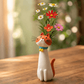 Håndlavet Keramikkat med Blomsteråbning