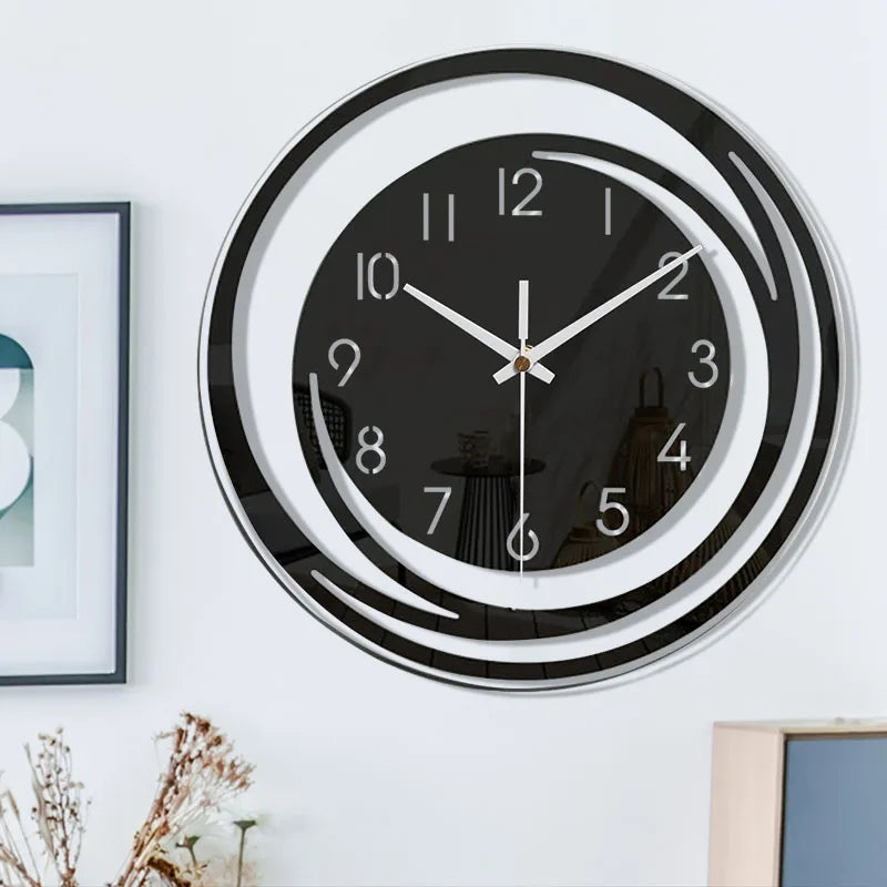 Moderne Vægur med Stillegående Mekanisme og Minimalistisk Udtryk