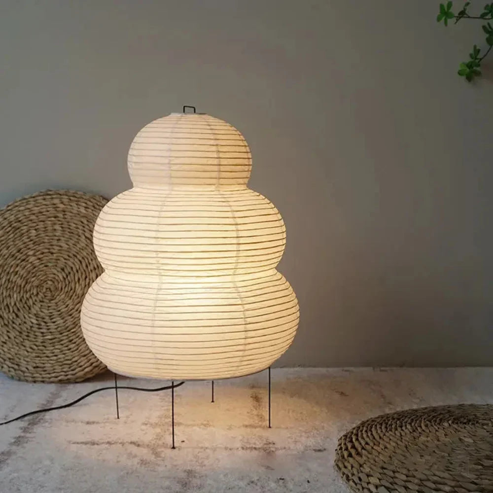 Japansk Bordlampe med Rispapirskærm og Beroligende Lys