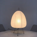 Japansk Bordlampe med Rispapirskærm og Beroligende Lys