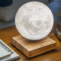 Svævende Månelampe Med Magnetisk Levitationsdesign Og LED-Lys
