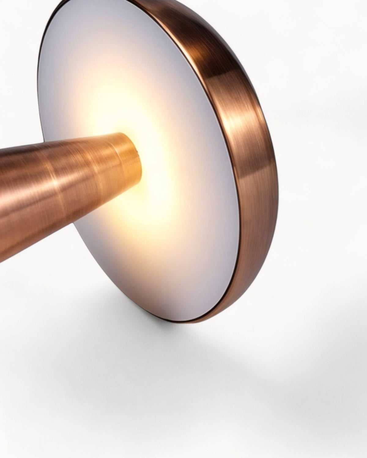 Bordlampe Med Touchstyring Og Lang Batteritid