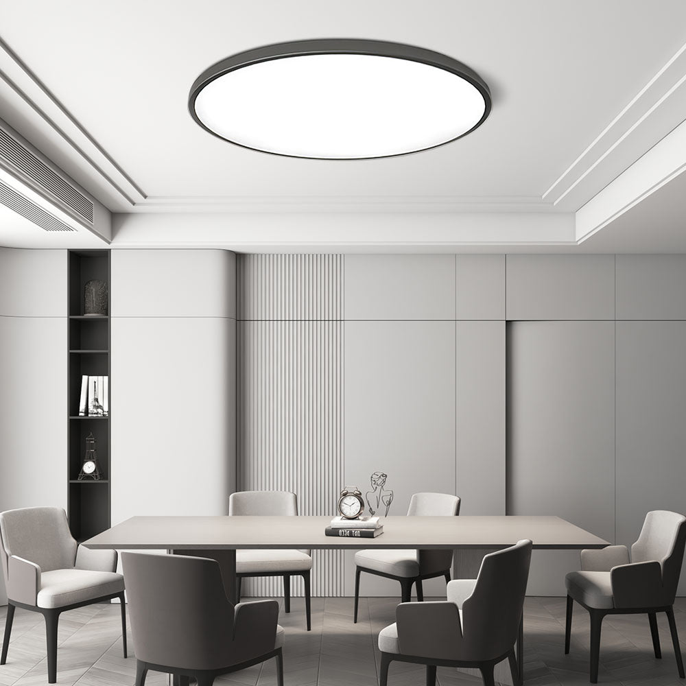 Flad Loftlampe med Klar Lysfordeling og Moderne Rund Form