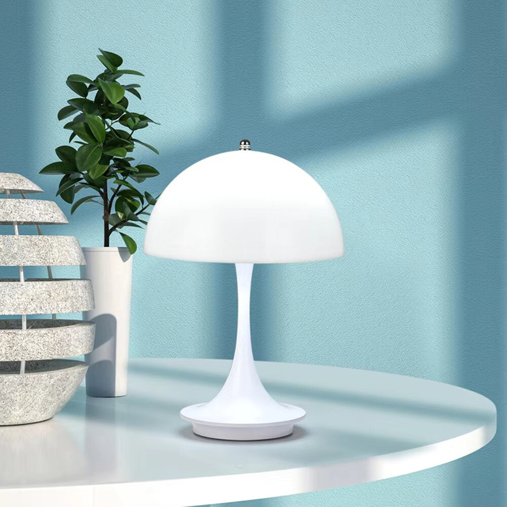 Trådløs Bordlampe med Moderne Form og Varm LED Belysning