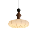 Pendellampe med Silkeblød Inderside og Elegant Naturlig Silhuet