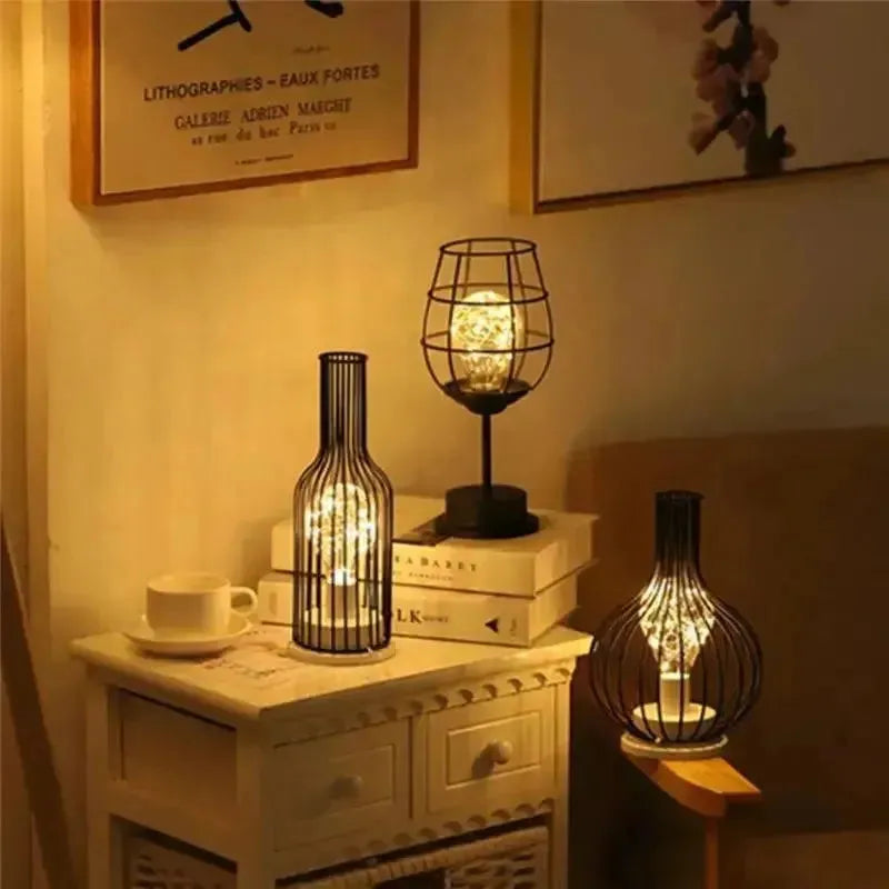 Retro Bordlampe Med Varm LED-Belysning Og Klassisk Design