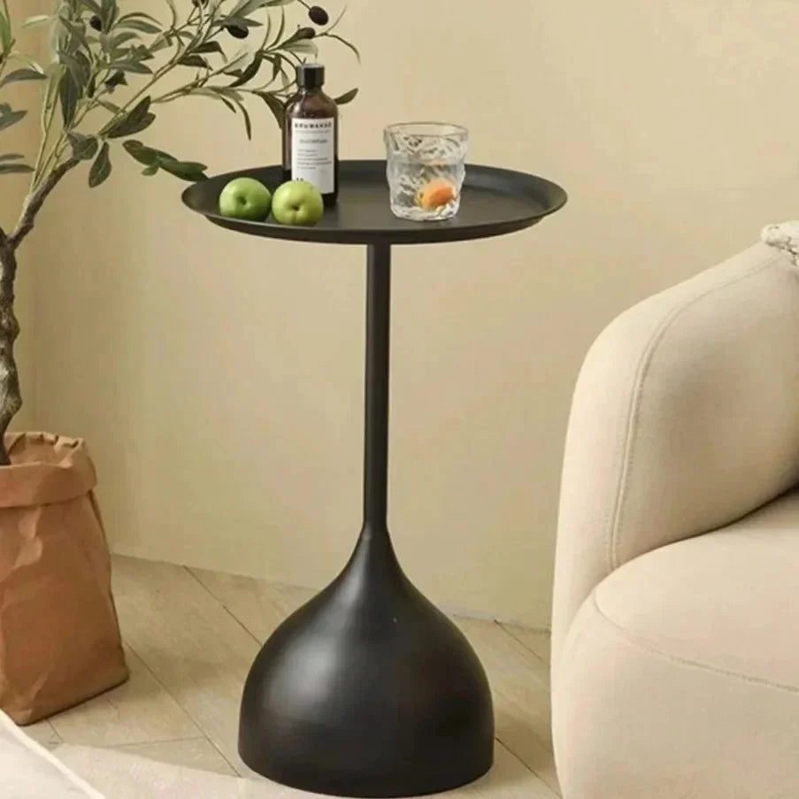 Rundt Sidebord med Trompetformet Fod