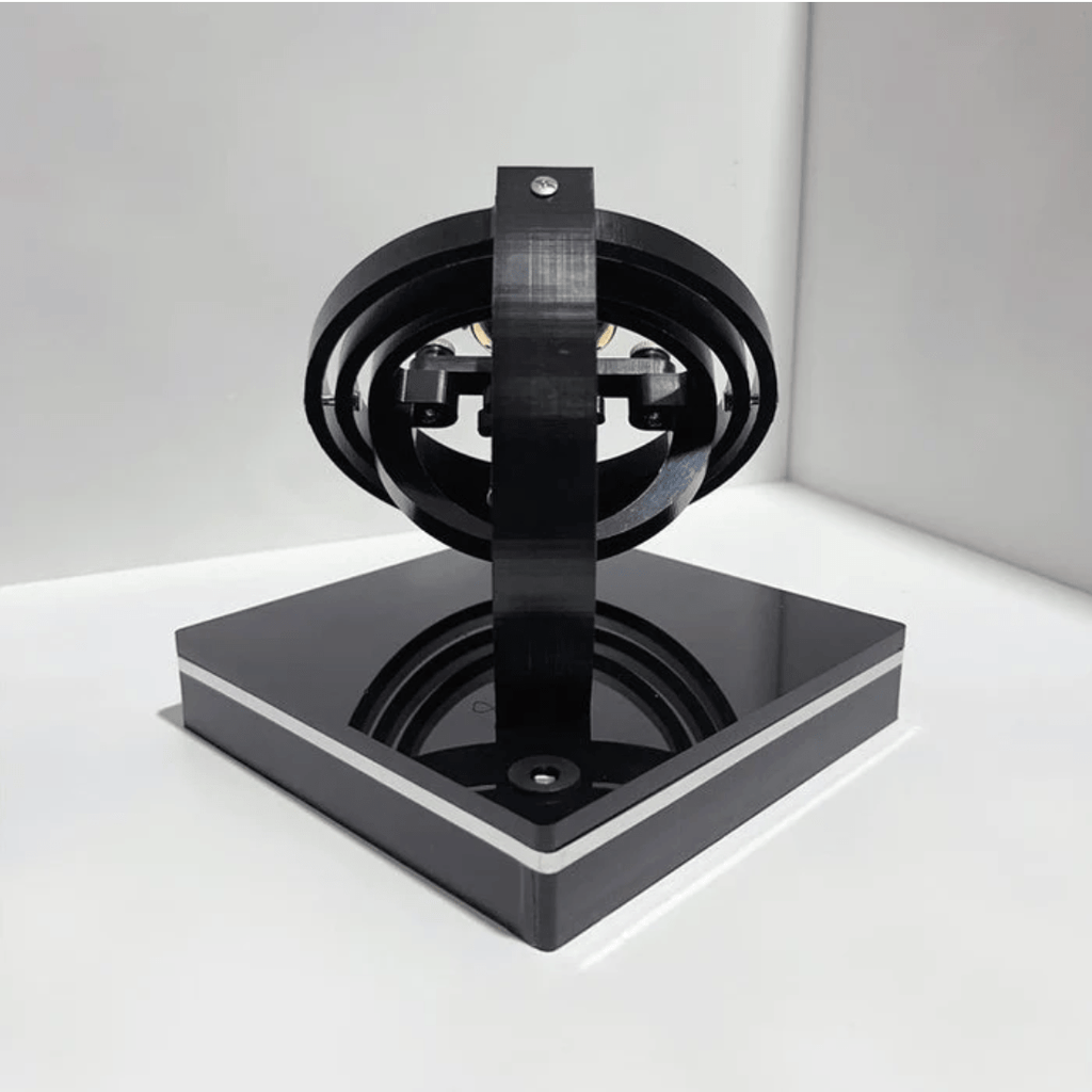 Elegant Urbeholder Med Stille Rotation Og Automatisk Opbevaring