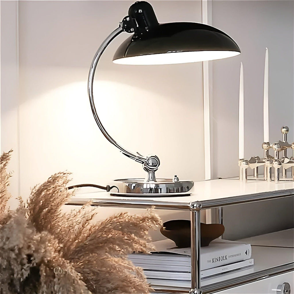 Bordlampe I Skandinavisk Design Med Justerbar LED-Belysning