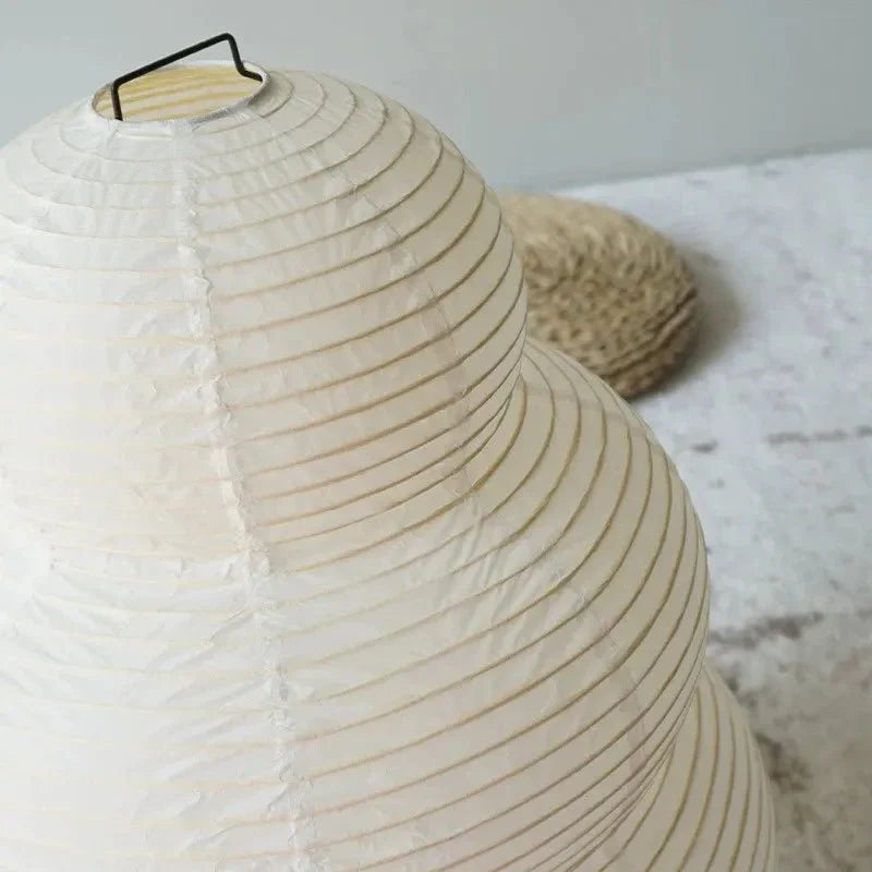 Gulvlampe Med Blødt Lys Og Justerbar Konstruktion Til Rolig Indretning