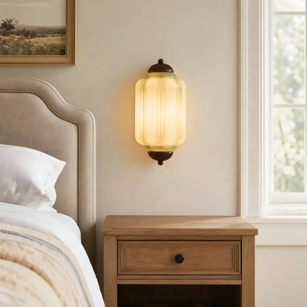Art Deco Væglampe med Rillet Glasskærm